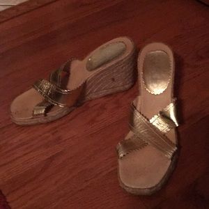 SALE 🎈GUC KORS Michael Kors Wedges